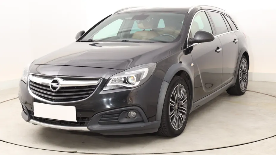 Opel Insignia -