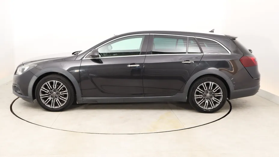 Opel Insignia -