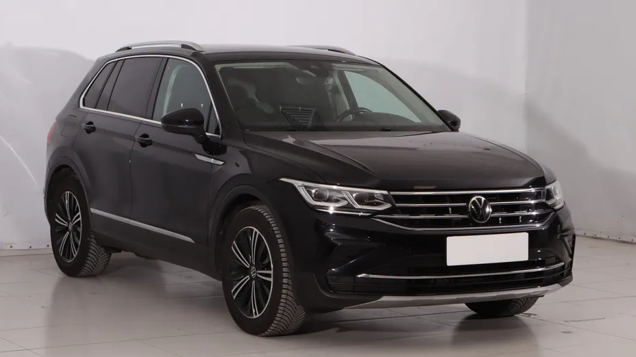 VW Tiguan -