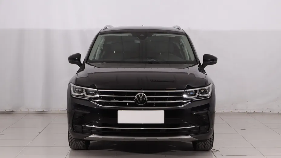 VW Tiguan -
