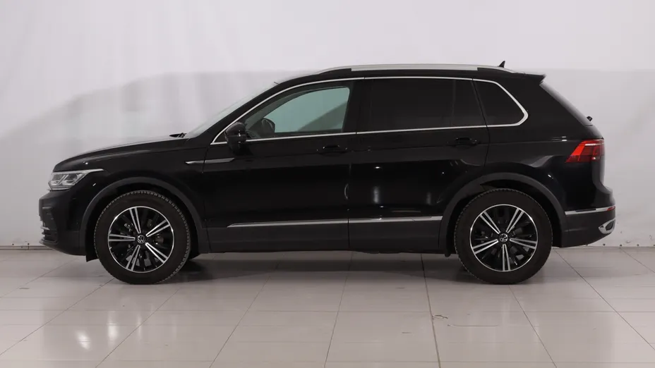 VW Tiguan -