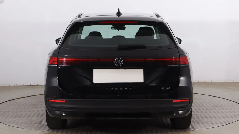 VW Passat -