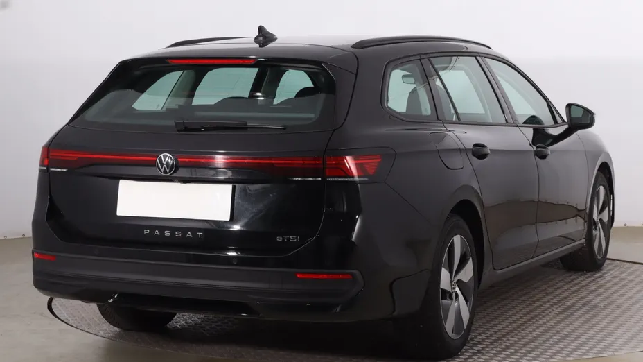 VW Passat -