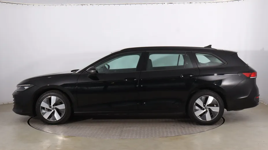 VW Passat -