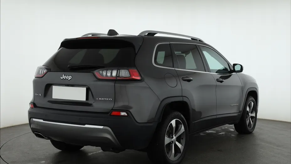 Jeep Cherokee -