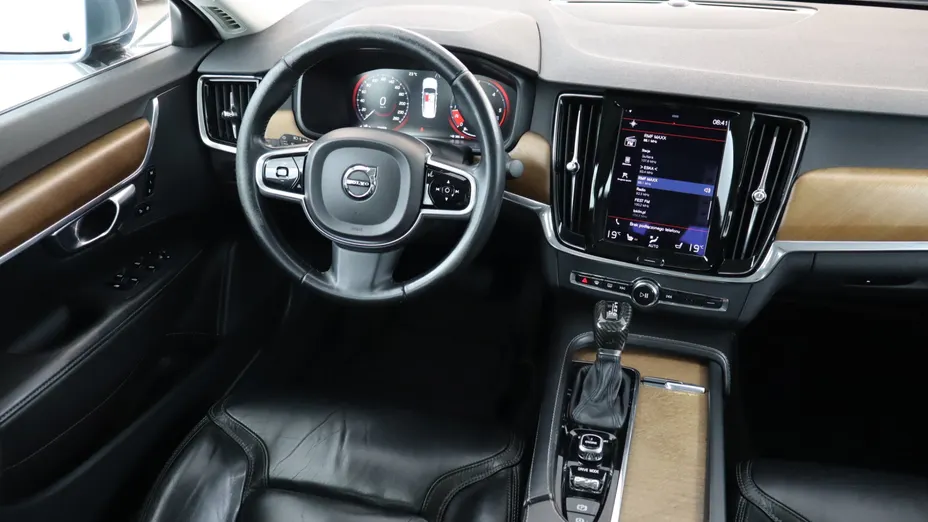 Volvo S90 -