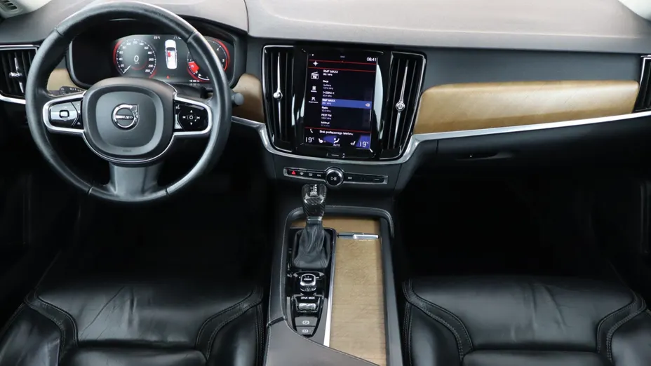 Volvo S90 -