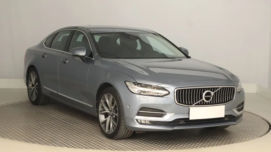 Volvo S90 -