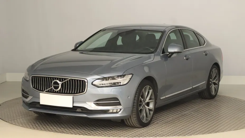 Volvo S90 -