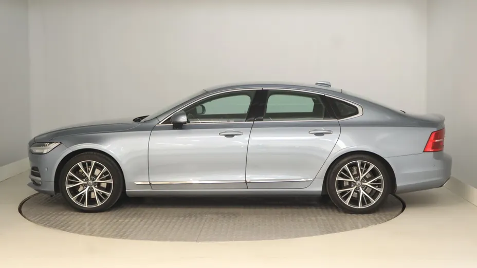 Volvo S90 -