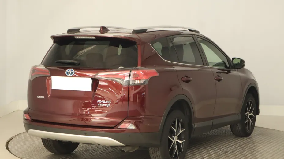 Toyota RAV4 -