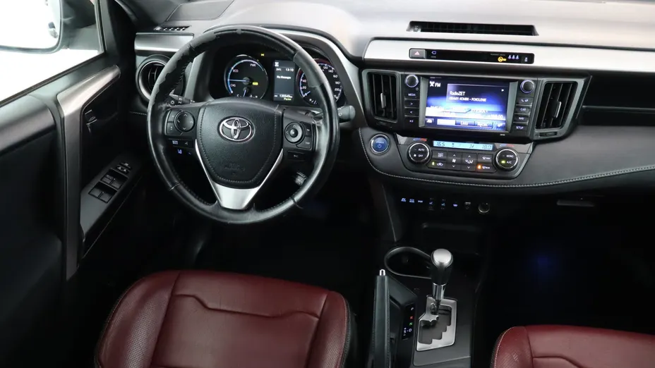 Toyota RAV4 -