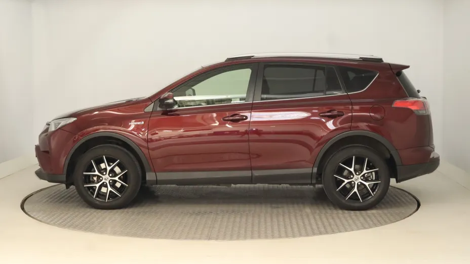 Toyota RAV4 -