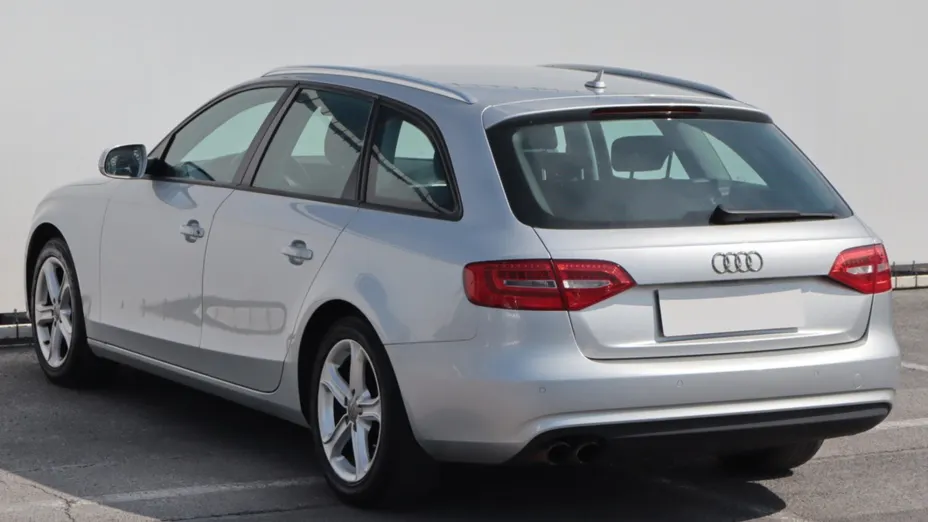 Audi A4 -