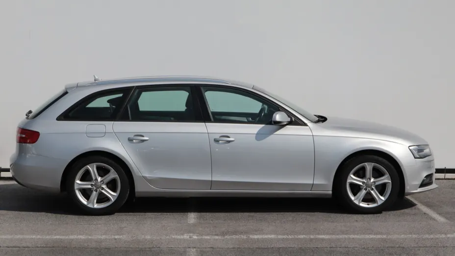 Audi A4 -