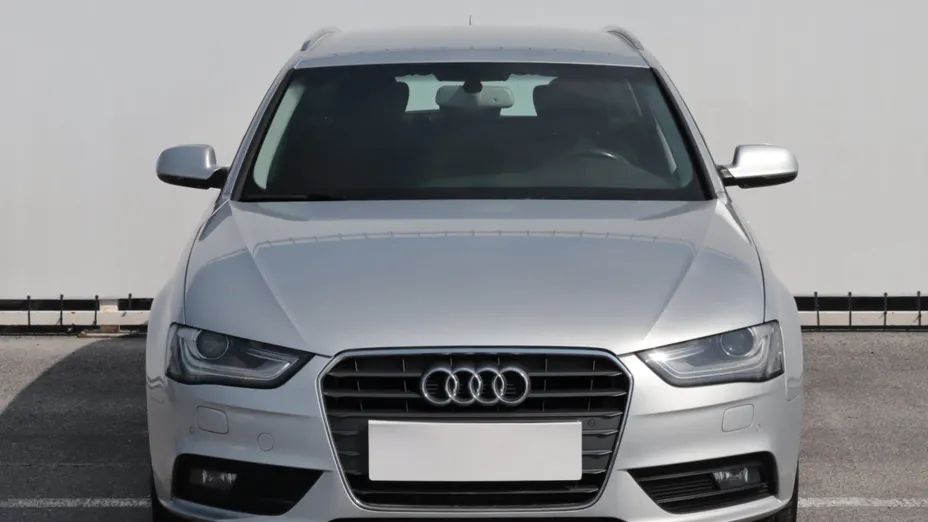 Audi A4 -