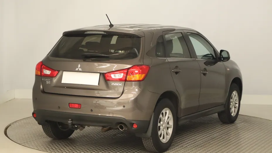 Mitsubishi ASX -