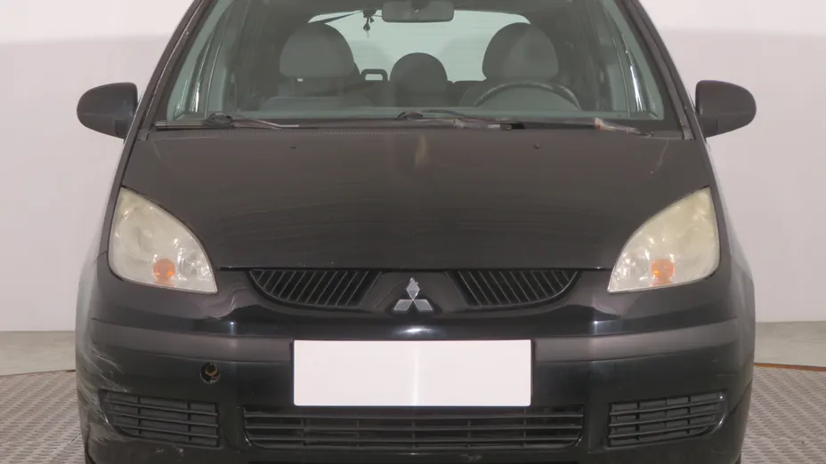 Mitsubishi Colt -