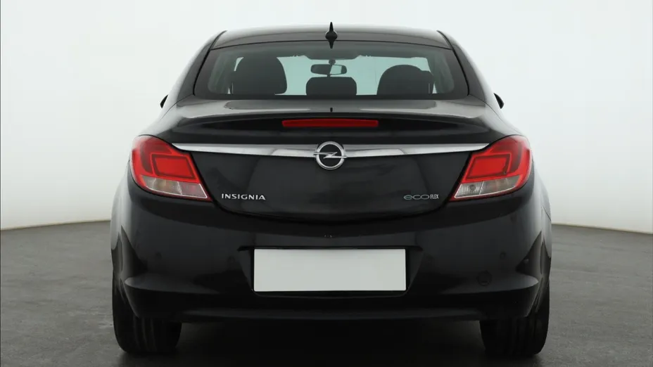 Opel Insignia -