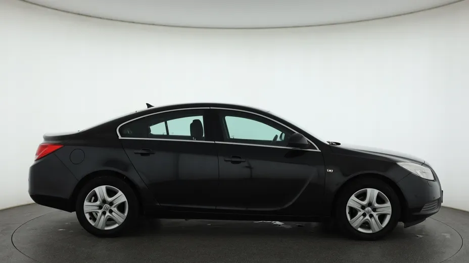 Opel Insignia -
