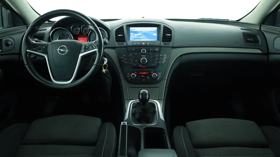 Opel Insignia -