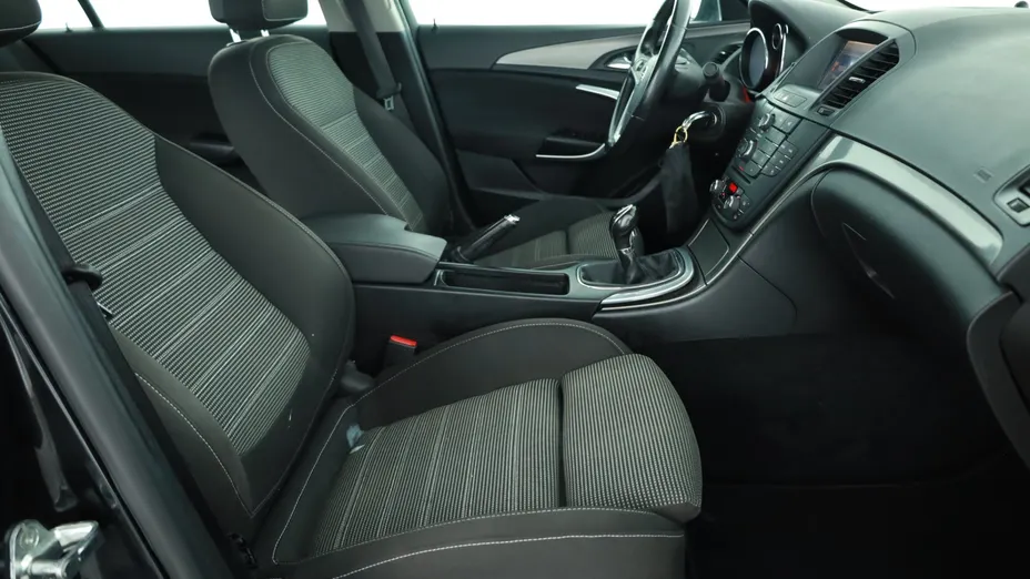 Opel Insignia -