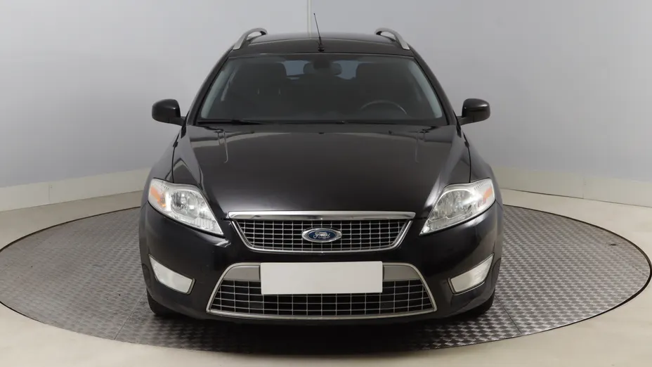 Ford Mondeo -