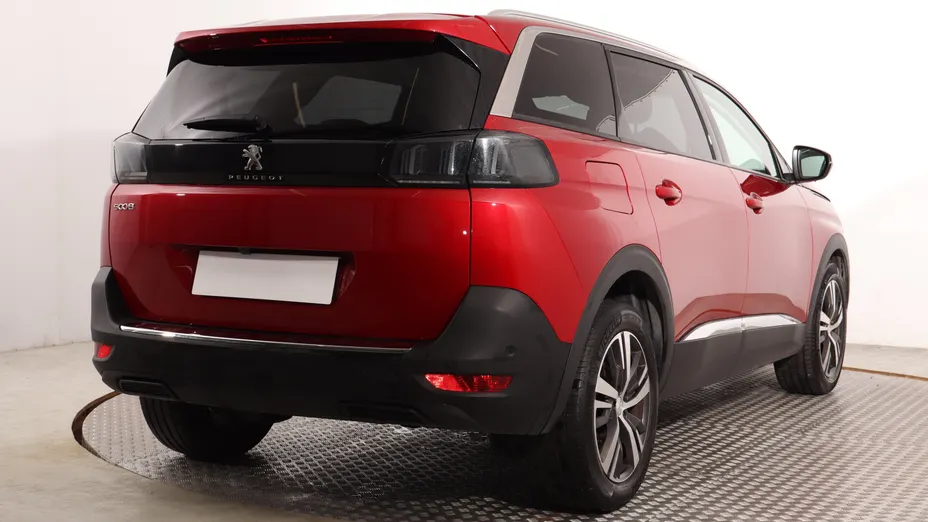 Peugeot 5008 -