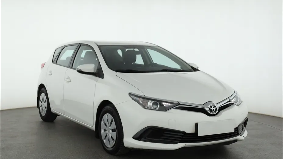 Toyota Auris -