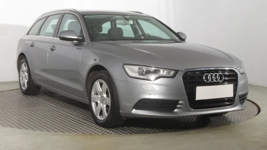 Audi A6 -