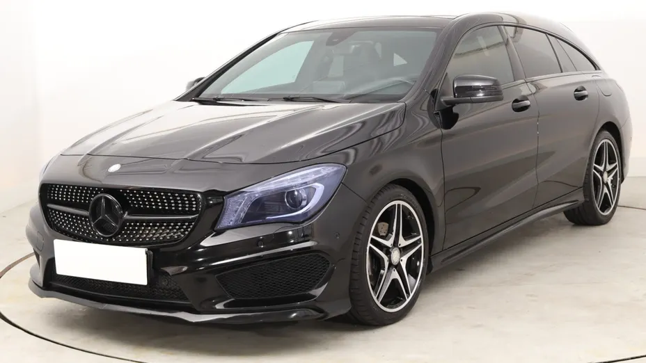 Mercedes CLA -