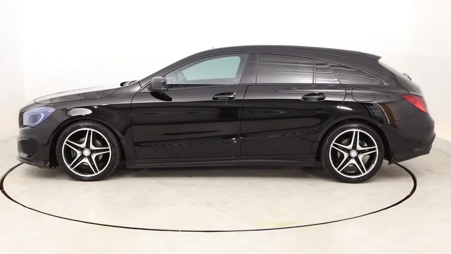 Mercedes CLA -