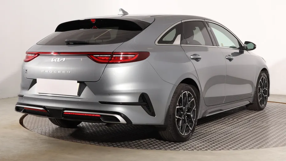 Kia ProCeed -