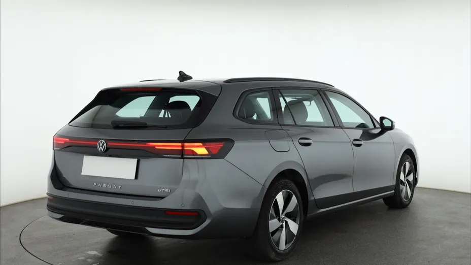 VW Passat -