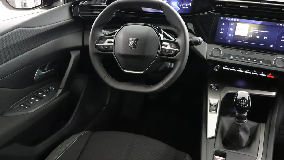 Peugeot 308 -