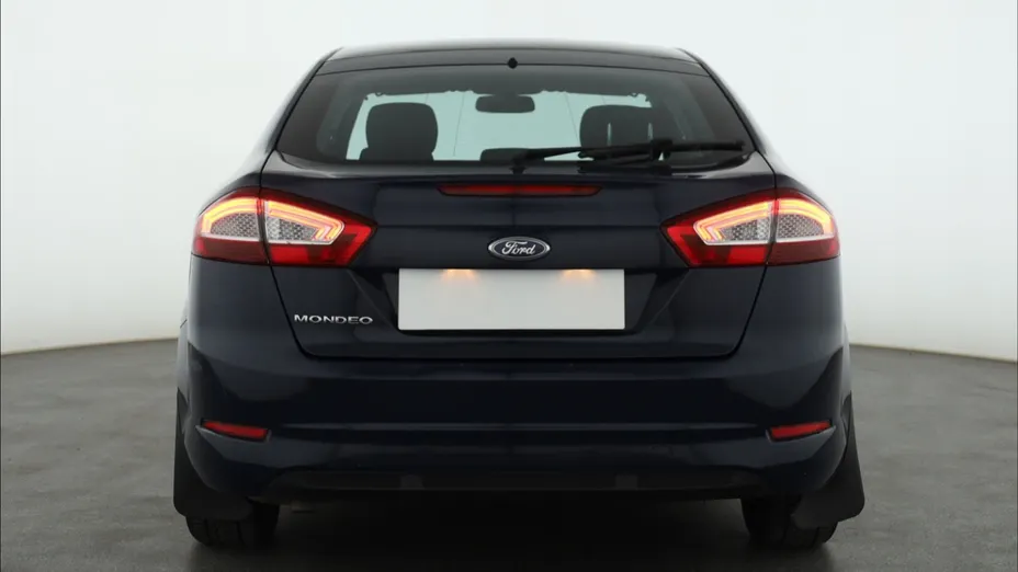 Ford Mondeo -