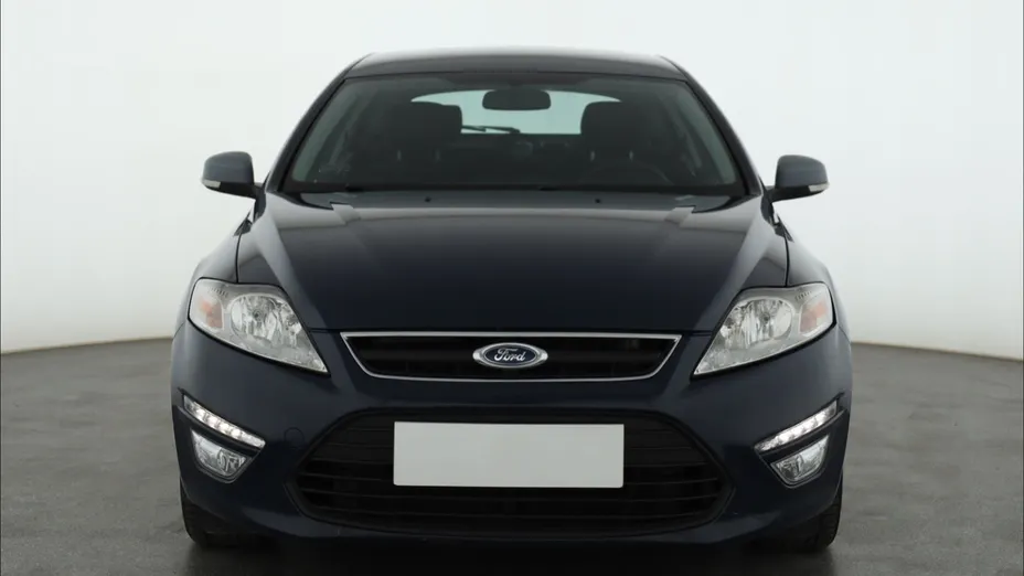 Ford Mondeo -