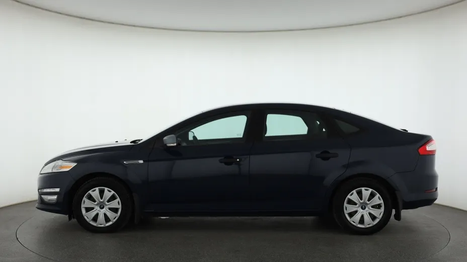 Ford Mondeo -
