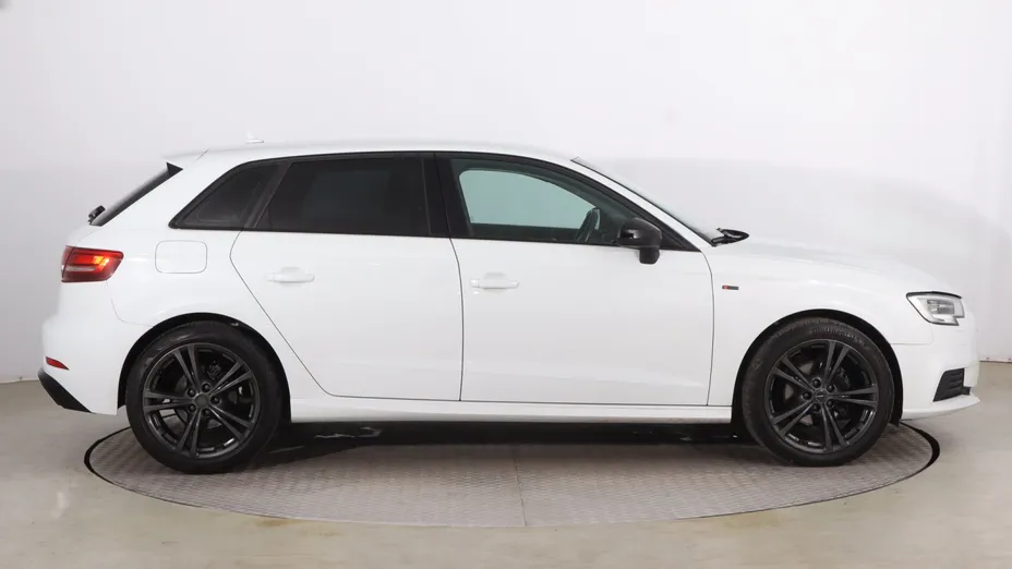 Audi A3 -