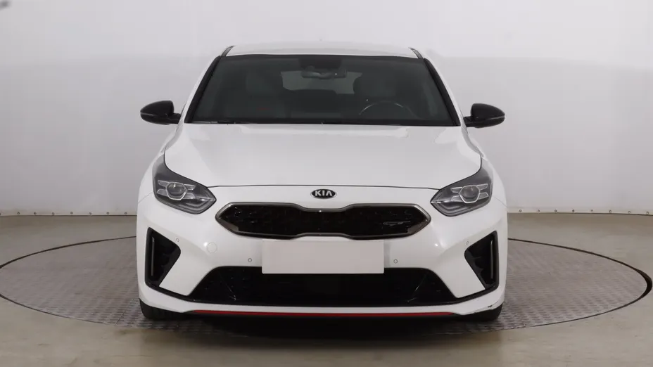 Kia ProCeed -