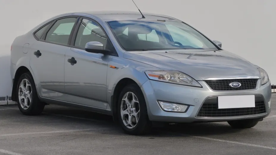 Ford Mondeo -