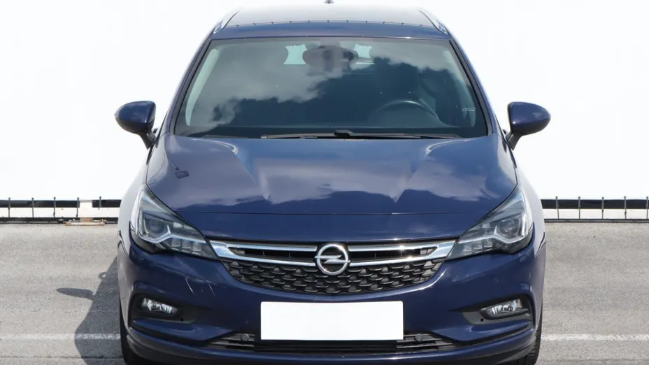 Opel Astra -