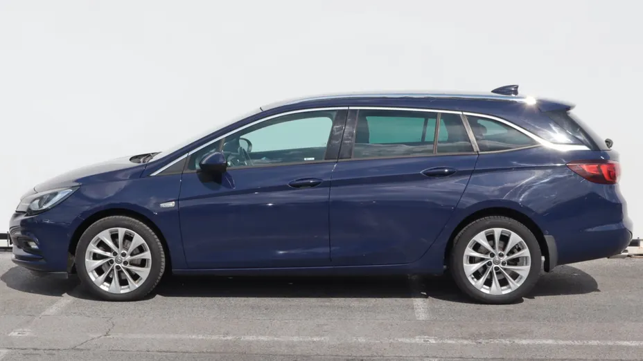 Opel Astra -