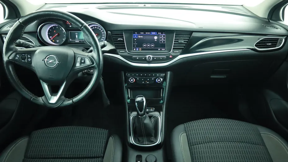 Opel Astra -