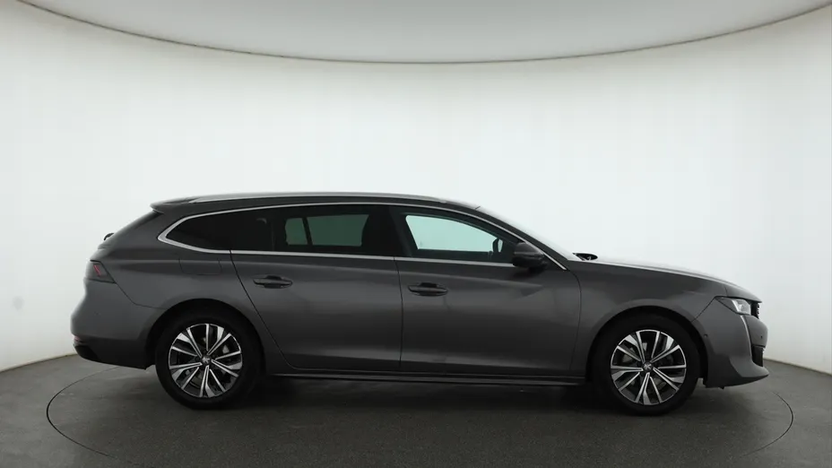 Peugeot 508 -