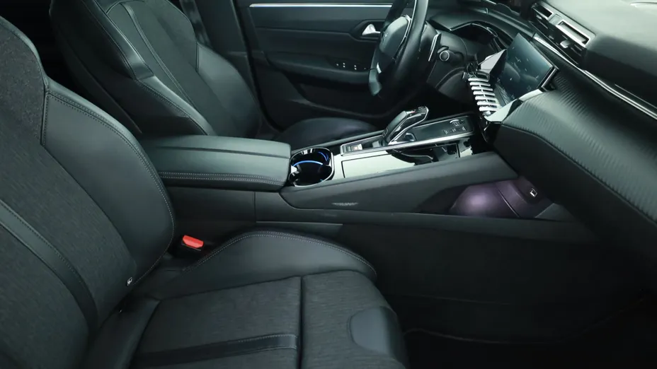 Peugeot 508 -