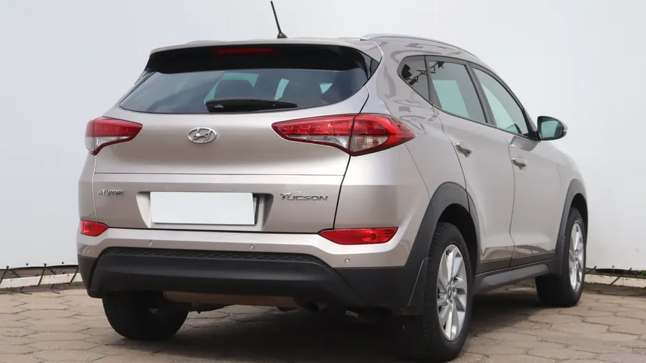 Hyundai Tucson -