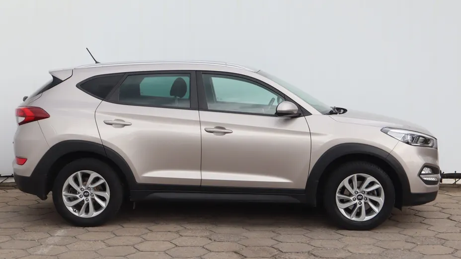 Hyundai Tucson -