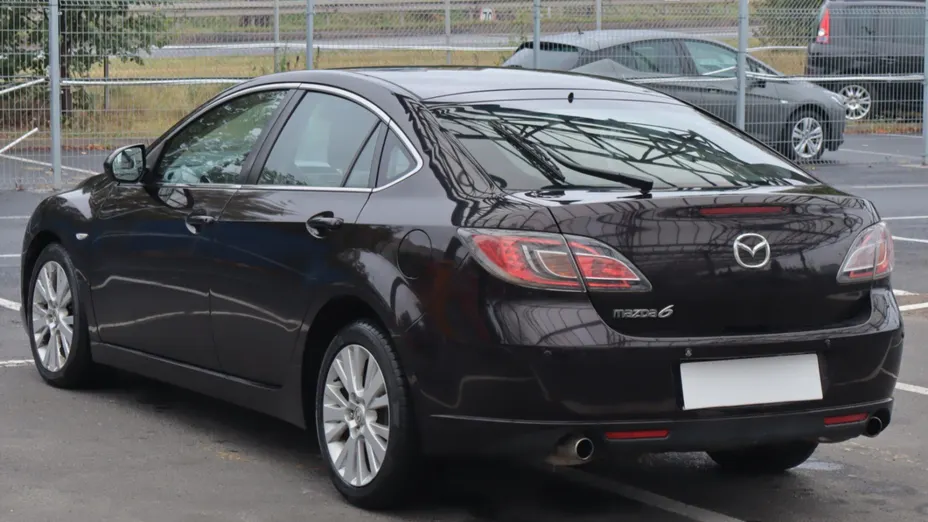 Mazda 6 -