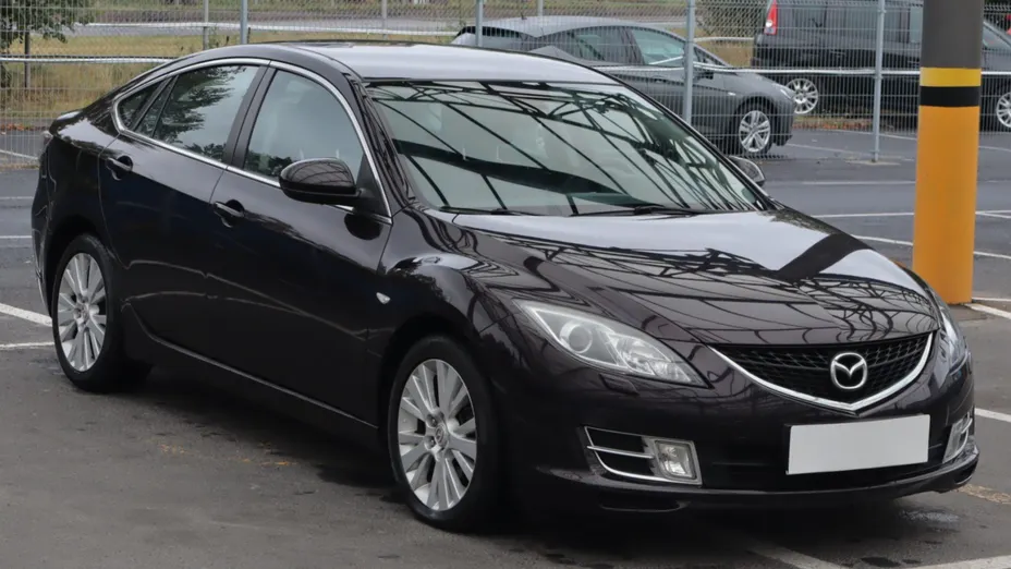 Mazda 6 -